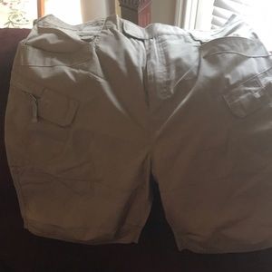 Men’s tactical shorts